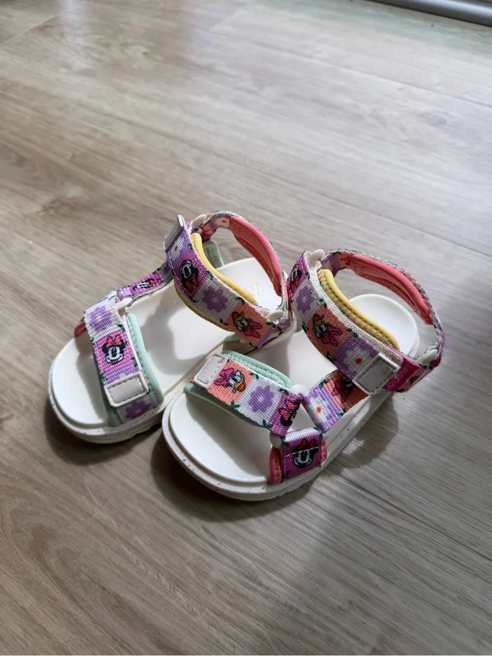 Zara Minnie & Daisy Strap Sandals